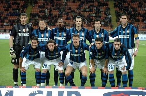 邮报：伯恩茅斯后卫塞内西与女足后卫鲍尔斯成英超新明星情侣